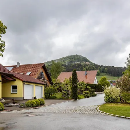 Unterm Dreifaltigkeitsberg *