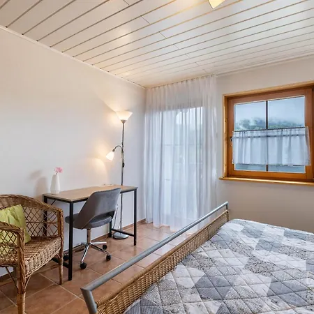 Unterm Dreifaltigkeitsberg Apartment Balgheim